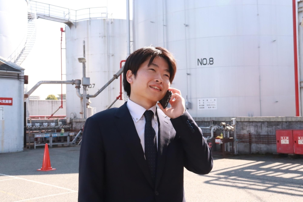 「目標を持って前向きに」営業部田村が語る、仕事の楽しさ