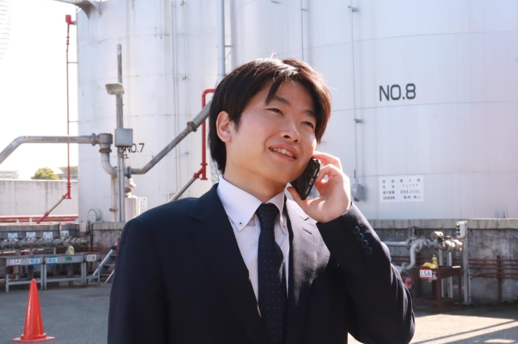 「目標を持って前向きに」営業部田村が語る、仕事の楽しさ