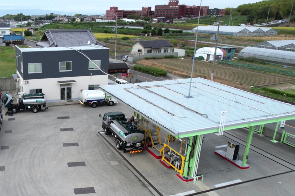 ドライバー/運転手 長時間運転・泊まり勤務・長距離配送…全部ナシ！タンクローリードライバー
