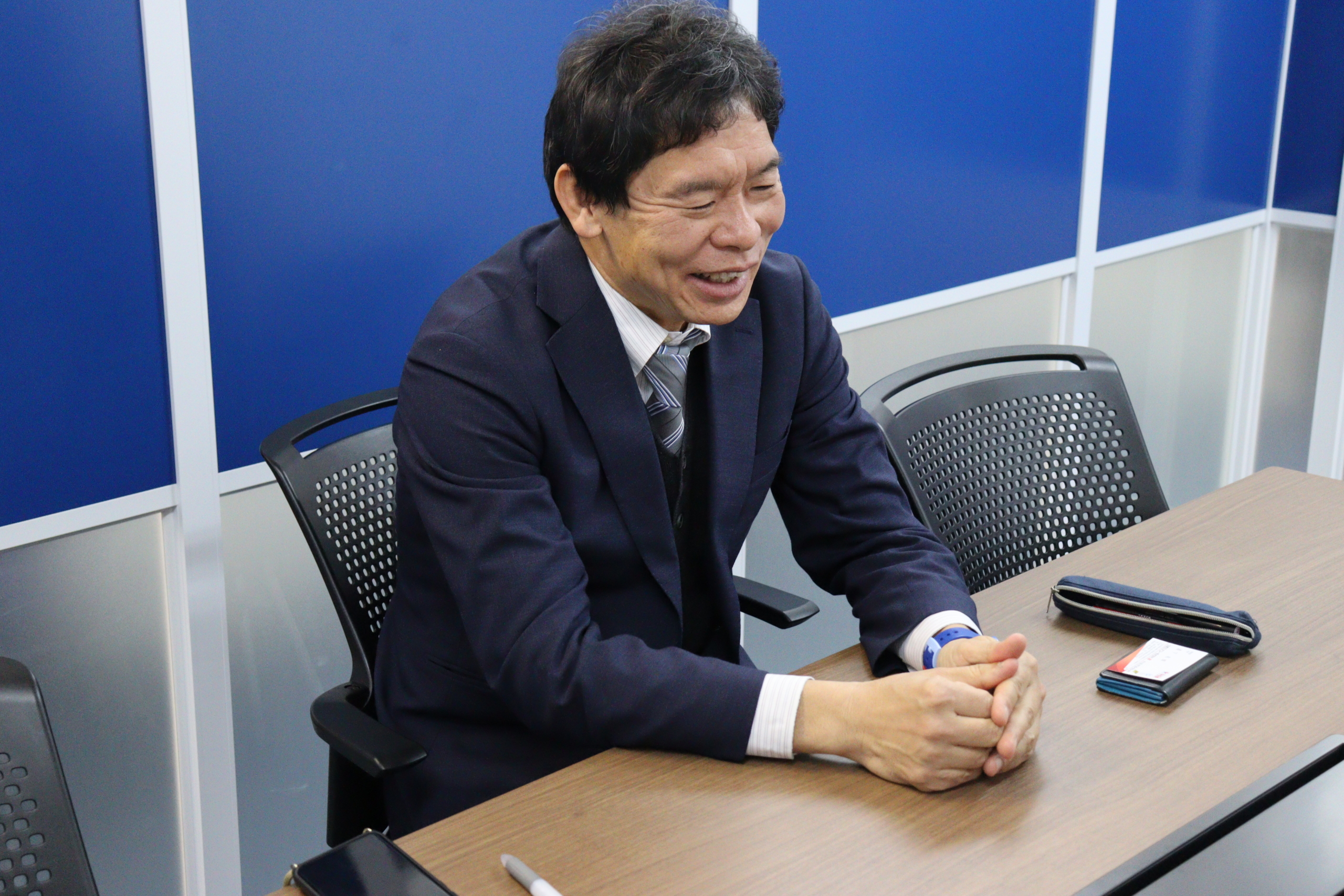 現場での給油作業